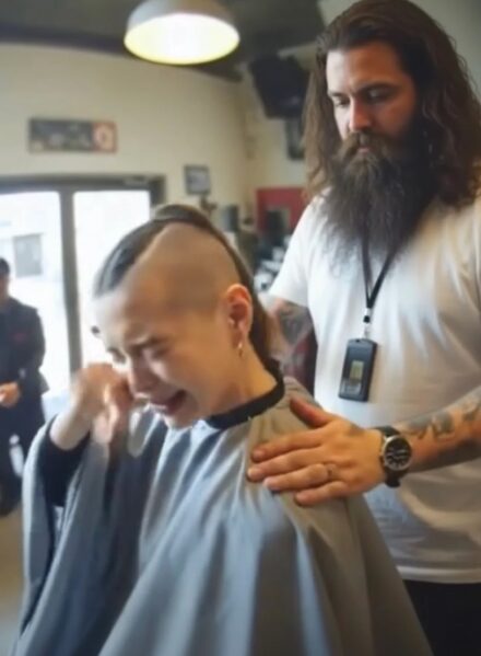 The Barbers Who Shaved Their Heads for a Stranger — and Taught Everyone What Real Strength Looks Like