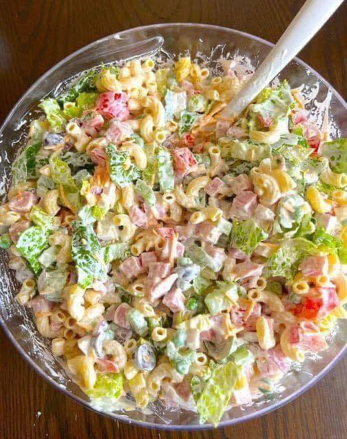 The Ultimate Layered Pasta Salad: A Showstopping Dish for Every Gathering