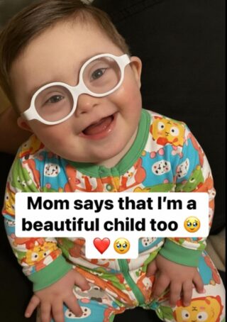 🌟💛 “Mom says I’m a beautiful child too 😊❤️😊”