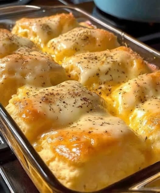 Chicken Biscuit Casserole : A Comforting, Easy Dinner