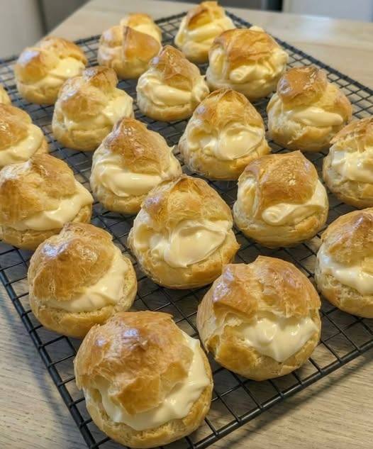Mom’s Famous Cream Puffs