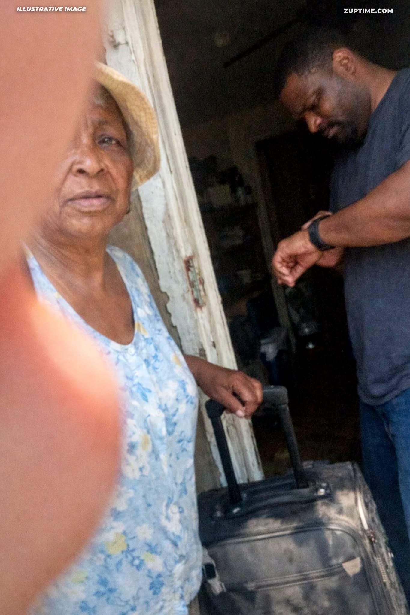 He Closed the Door on Me — And That’s When I Realized I Was No Longer Part of His “Perfect” Life